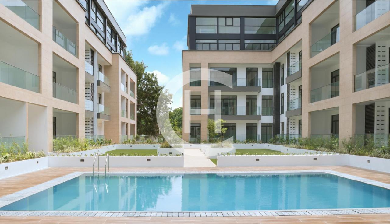 Embassy Gardens By Clifton Homes Akkra Exterior foto